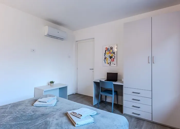 Piazzetta By Interhome 东戈