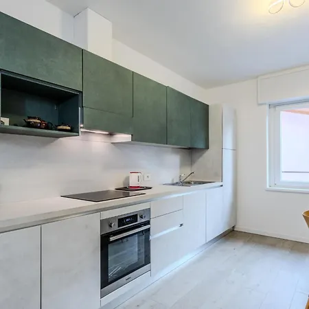 Piazzetta By Interhome Lägenhet *