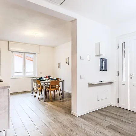 Lägenhet Piazzetta By Interhome *