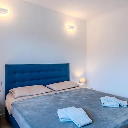 Apartment Piazzetta By Interhome